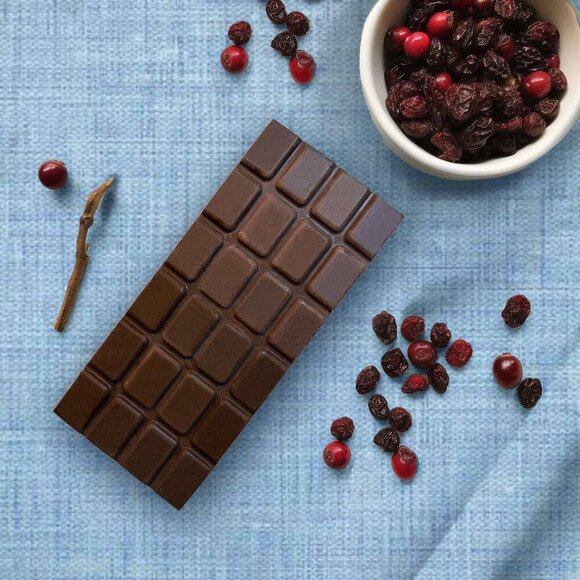 Tuck Shop Nantucket Dark Chocolate with Cranberries – 55% Cacao - Picture 2 of 2
